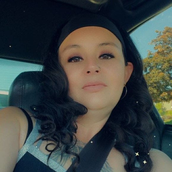 Meet your Posher, Ivy - Picture 1 of 1